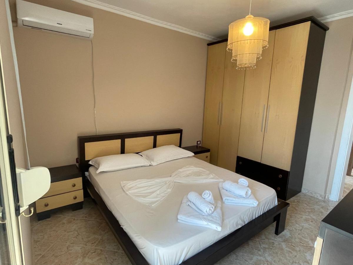 Sea View Apartment Vlorë Dış mekan fotoğraf