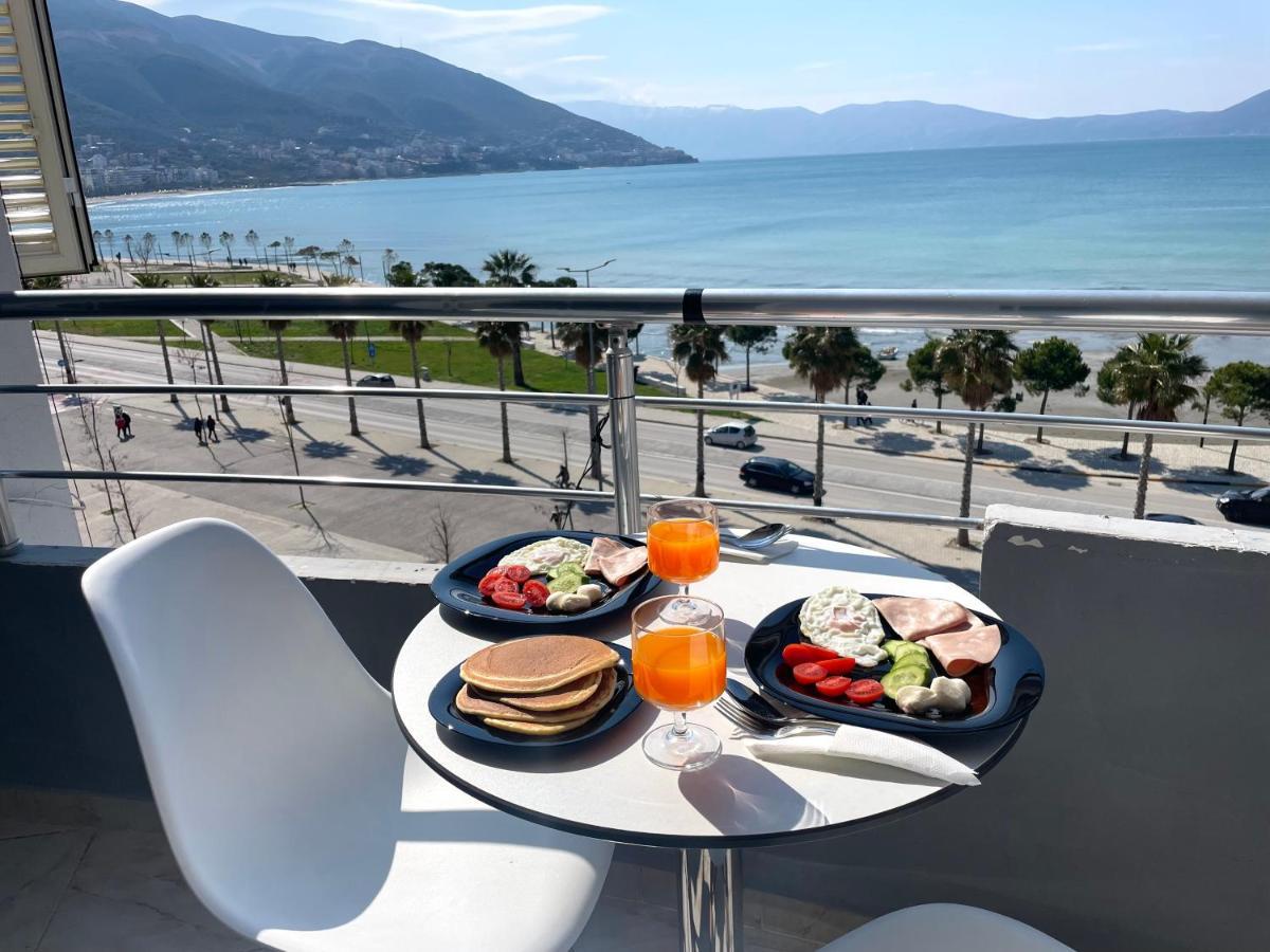 Sea View Apartment Vlorë Dış mekan fotoğraf